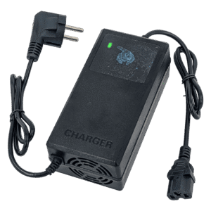 Зарядное устройство li-ion Model 60V20A (71.4V 3A), разъем / гнездо IEC, с индикатором
